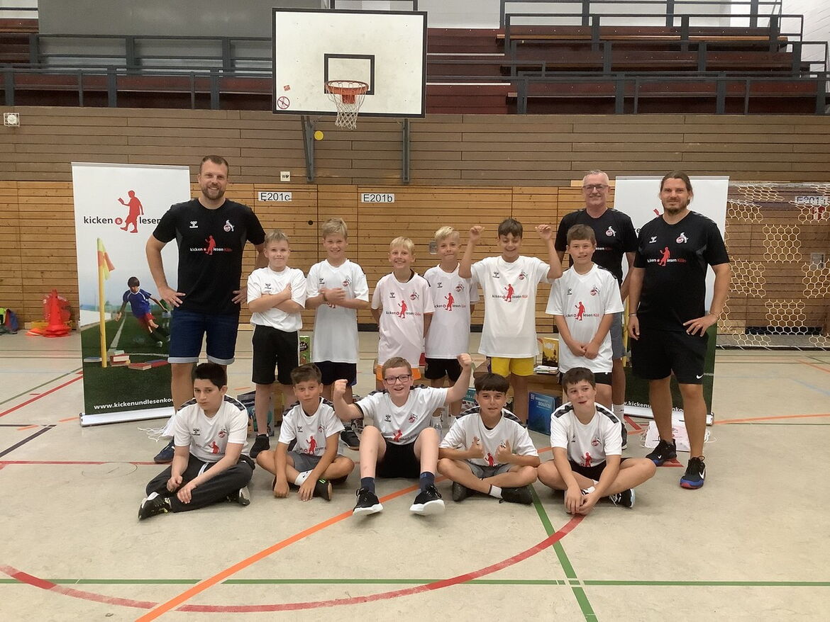 Die OLS "kickt und liest"