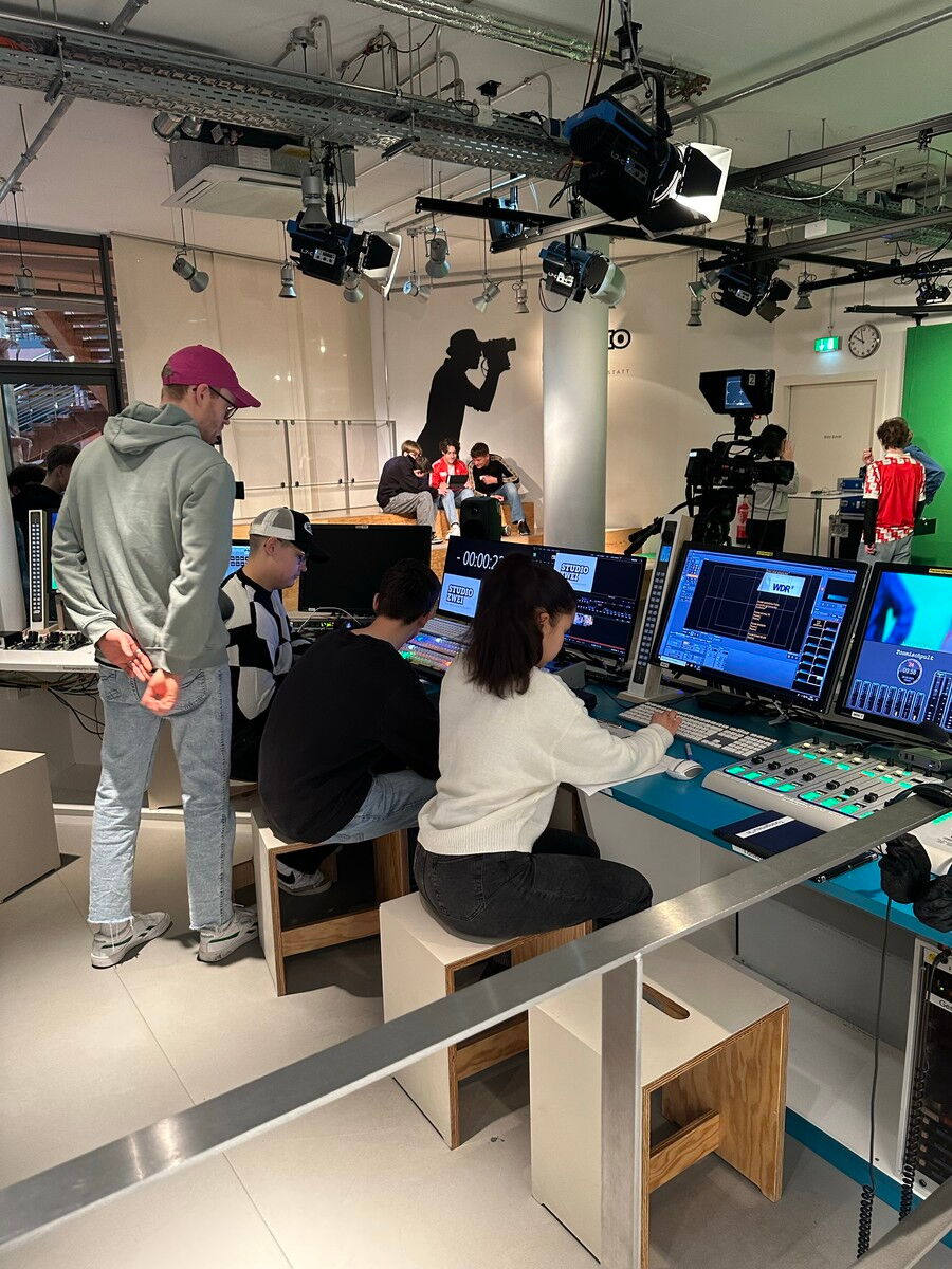 Im WDR-Studio 2